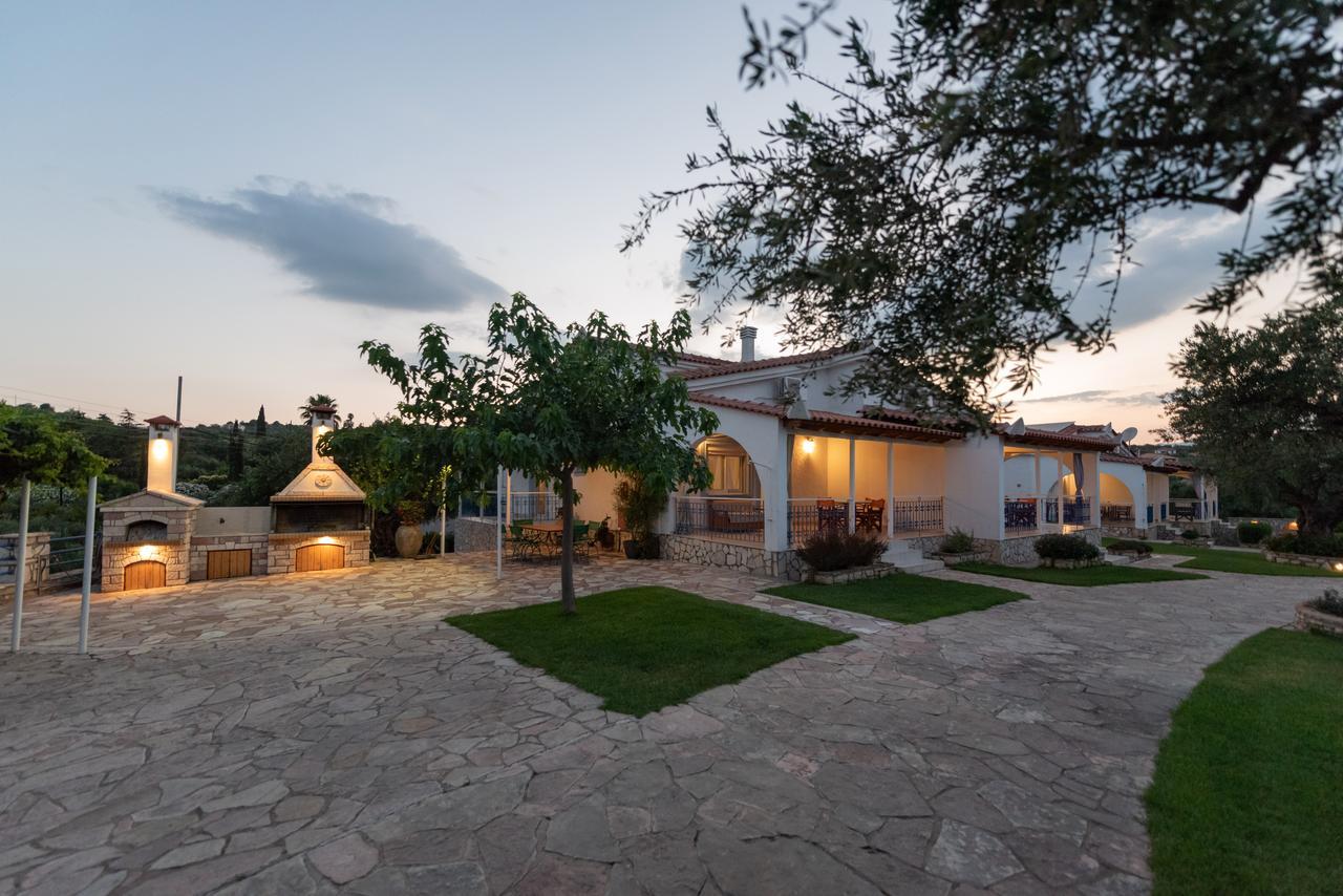 Villa Tasos Koutsoubos Koroni  Ngoại thất bức ảnh
