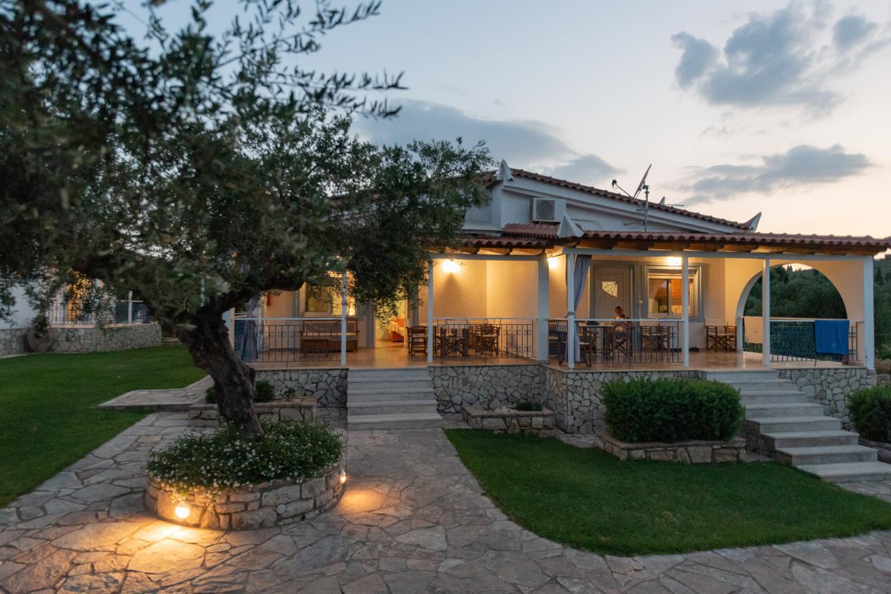 Villa Tasos Koutsoubos Koroni  Ngoại thất bức ảnh